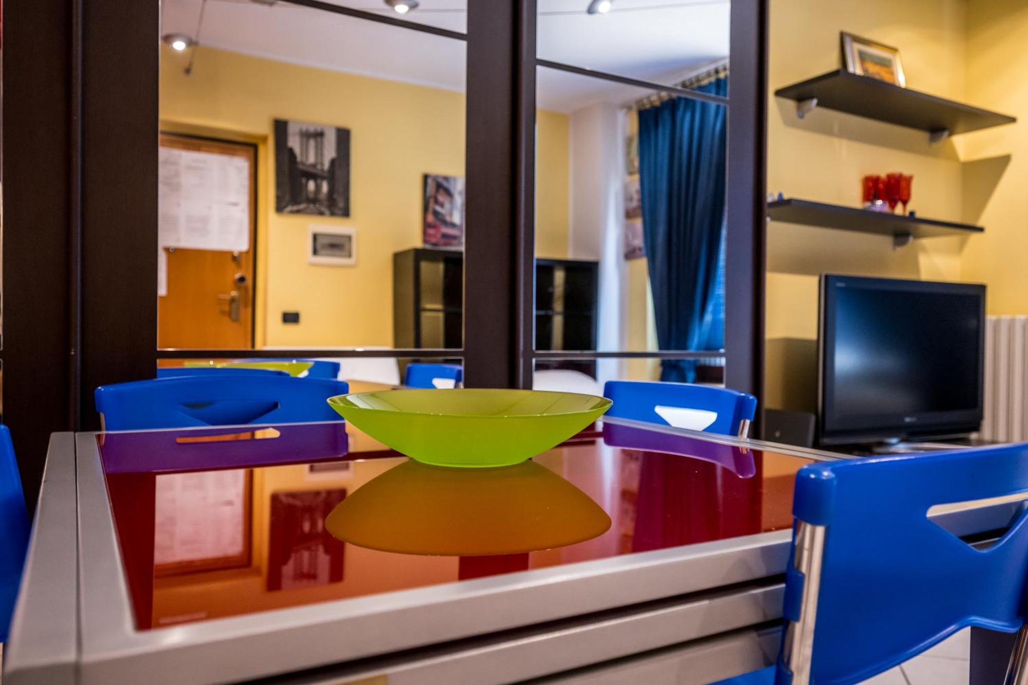 Cozy Suite Rogoredo Apartment Next To The Metro And Train Station Milan Bagian luar foto