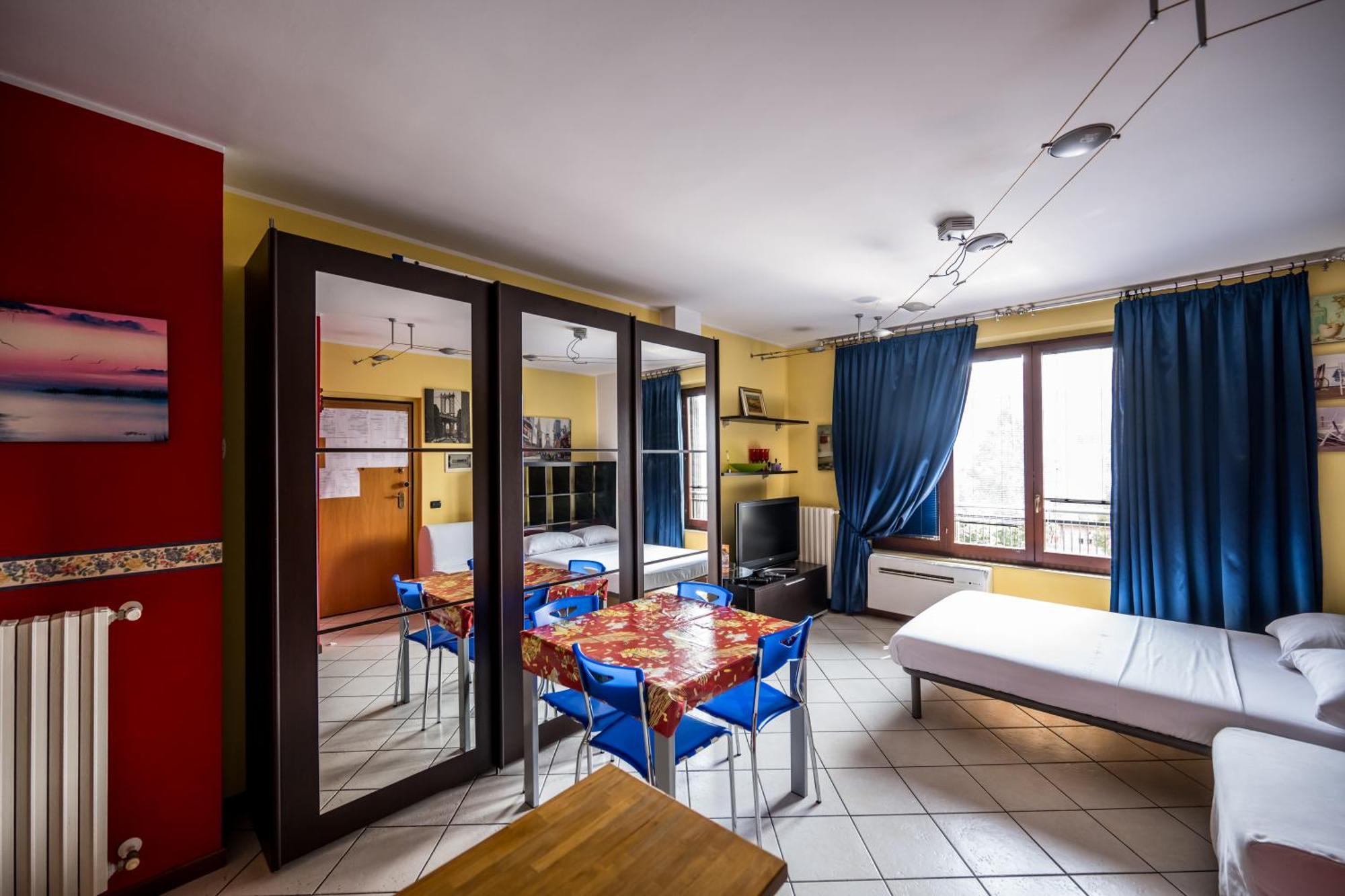 Cozy Suite Rogoredo Apartment Next To The Metro And Train Station Milan Bagian luar foto